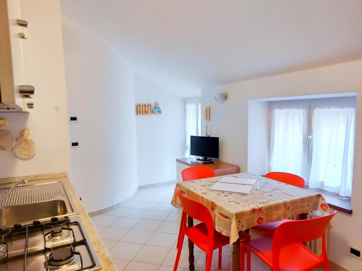 Residence Italia 菲纳莱利古雷 外观 照片