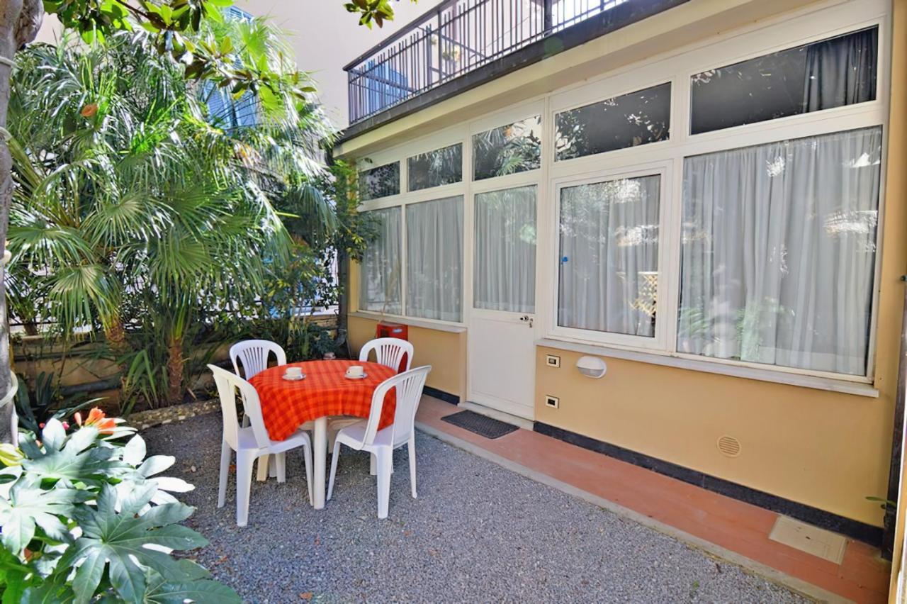 Residence Italia 菲纳莱利古雷 外观 照片