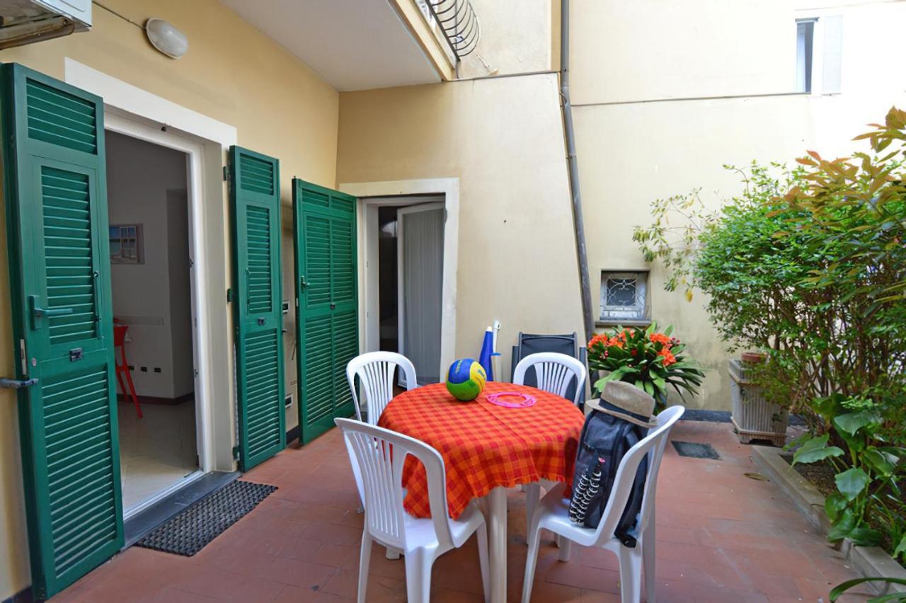 Residence Italia 菲纳莱利古雷 外观 照片