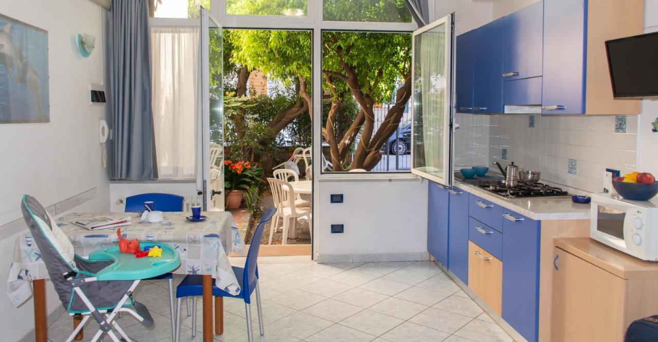 Residence Italia 菲纳莱利古雷 外观 照片